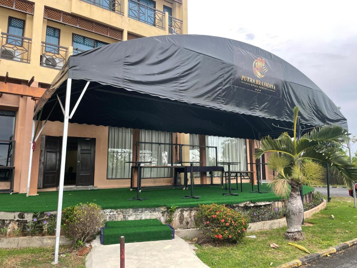 Putra Brasmana Hotel Kuala Perlis Exteriér fotografie