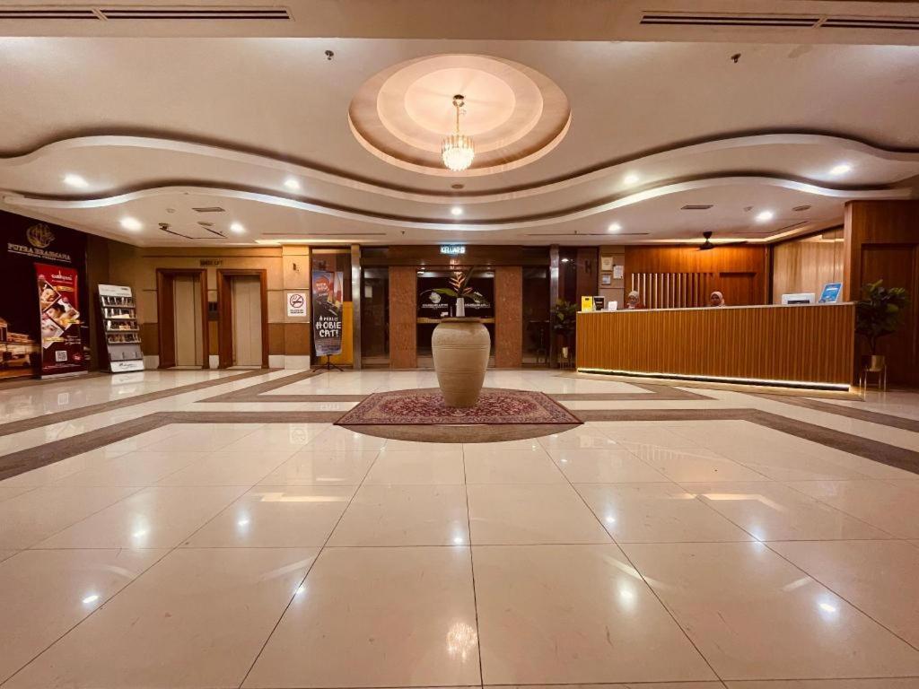 Putra Brasmana Hotel Kuala Perlis Exteriér fotografie