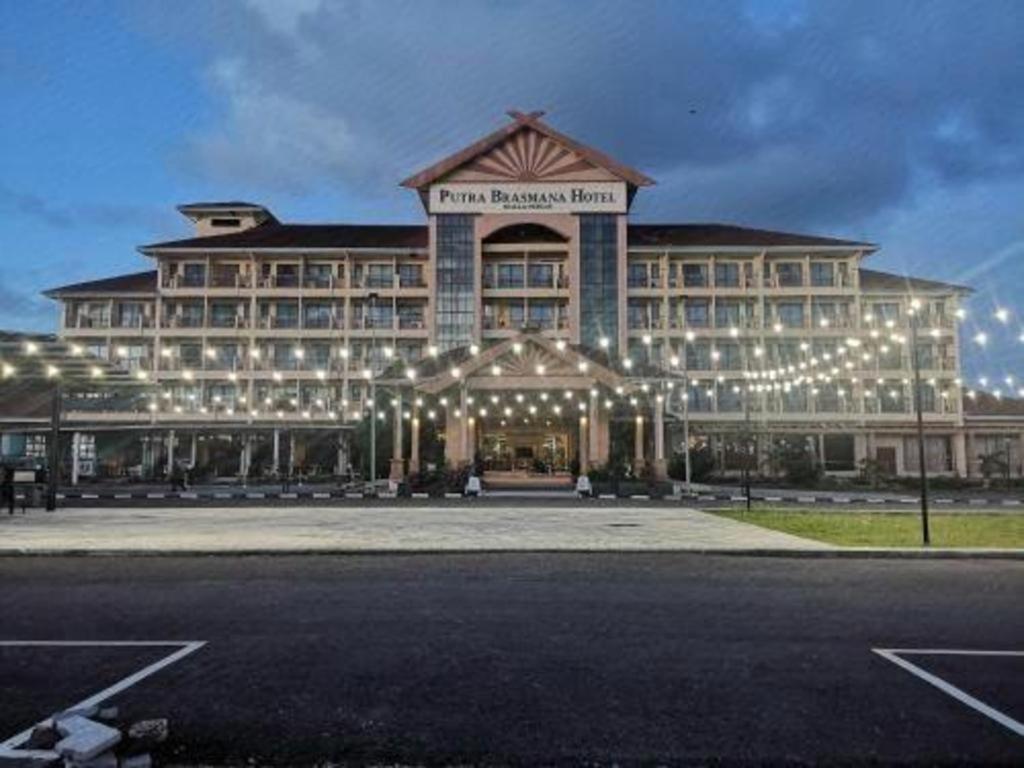 Putra Brasmana Hotel Kuala Perlis Exteriér fotografie