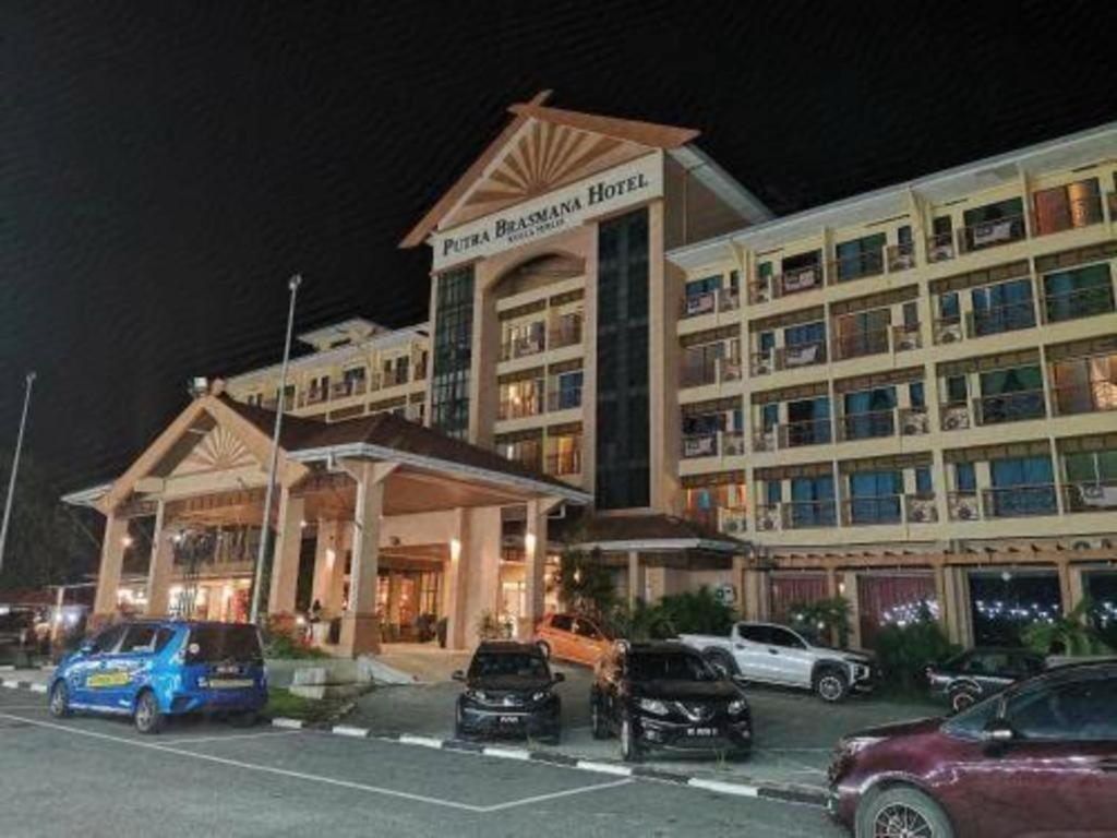 Putra Brasmana Hotel Kuala Perlis Exteriér fotografie