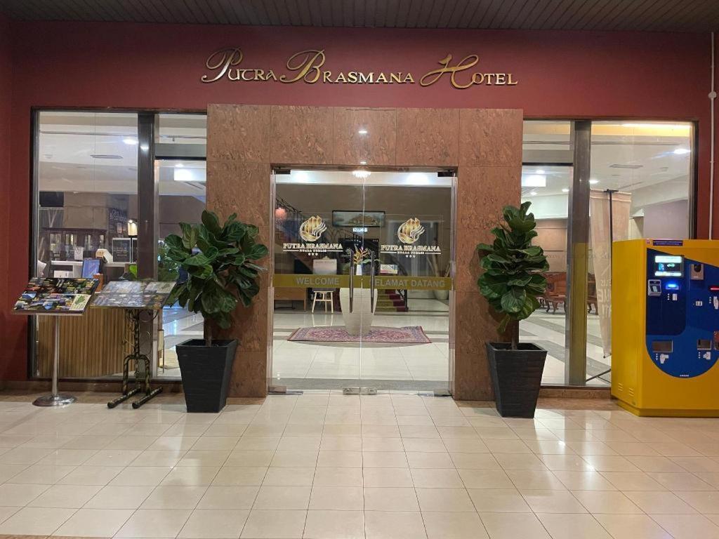 Putra Brasmana Hotel Kuala Perlis Exteriér fotografie