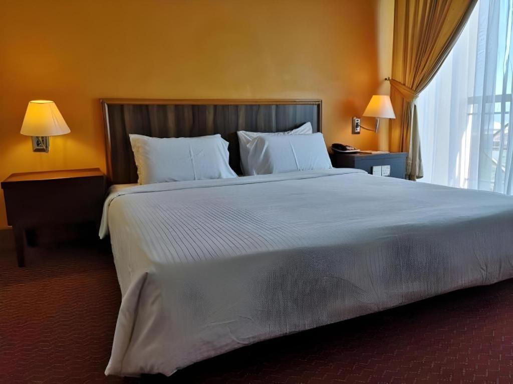 Putra Brasmana Hotel Kuala Perlis Exteriér fotografie